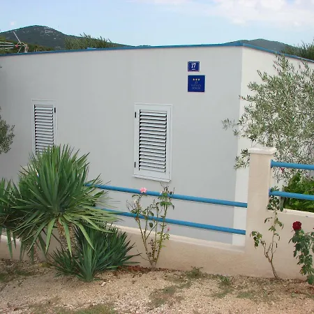 Holiday home Iva Lavanda *